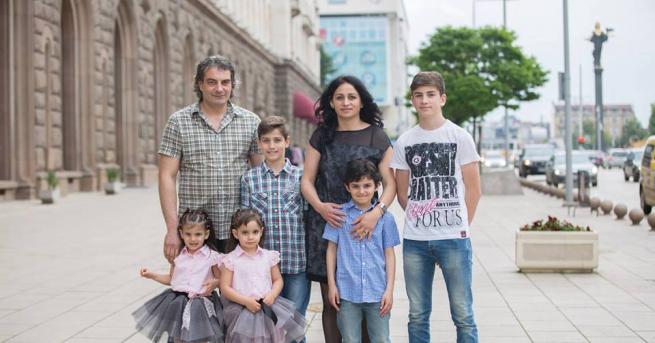 Майка на 5 деца от село Годеч страда от тежко