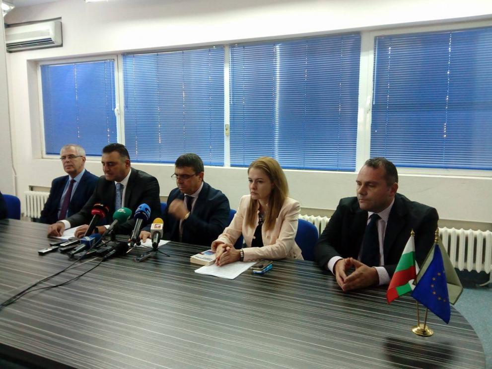 Полицейският шеф в Пловдив рискувал работата си заради 300 лв. подкуп, телефонните измамници го наричали „шефе“
