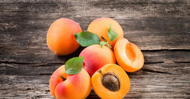 Диетолозите казват че този сезонен плод носи незаменими ползи за