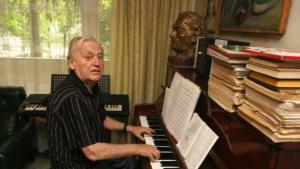 Тончо Русев