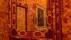 Кехлибарената стая