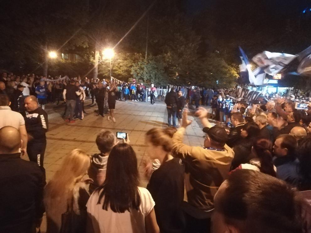  Привържениците на Спартак Варна няма спирка 