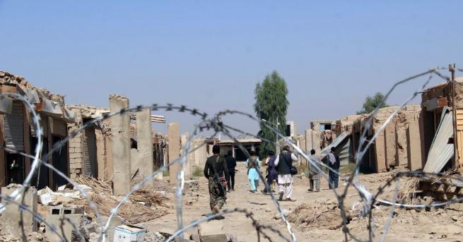 Най-малко 58 души от афганистанските сили за сигурност загинаха при