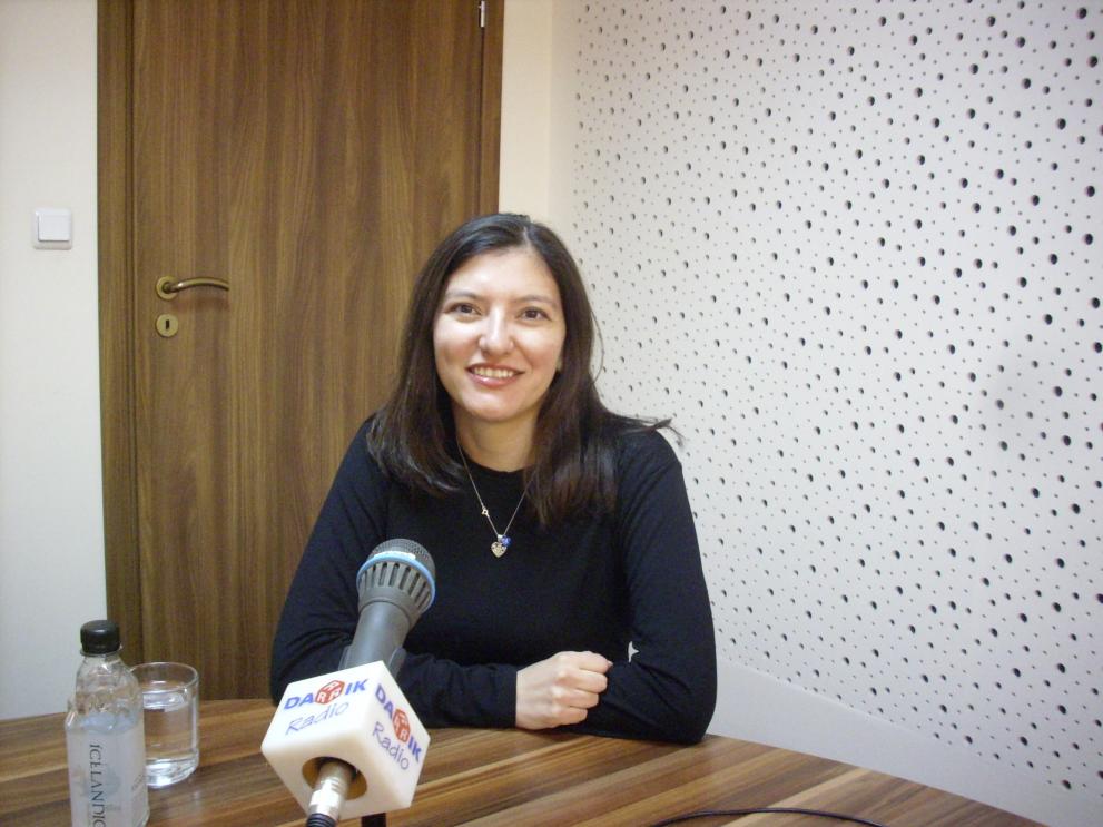 Несрин Мехмед в студиото на Дарик Добрич