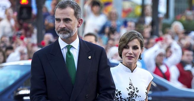 Испания ще отговори с демократични и конституционни средства на неприемливия