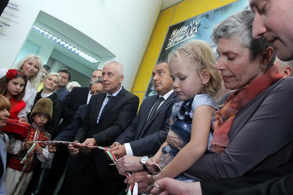 Откриха обновени детски клиники в Пирогов