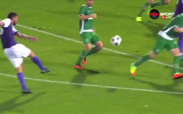 Лудогорец води с 1 0 срещу Етър Велико Търново след