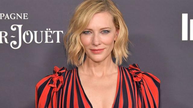 Модата отвъд дрехите, прическите и грима на наградите на InStyle