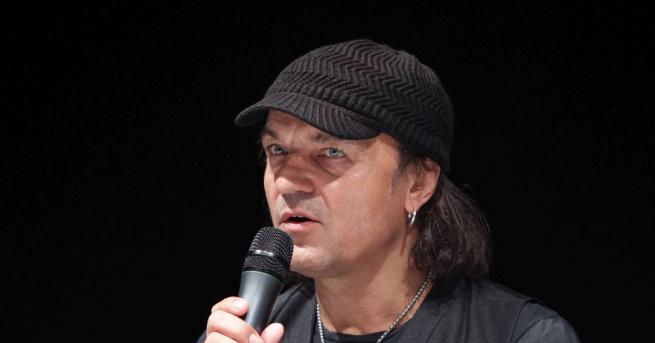 Вижте популярните личности родени на 25 октомври Джон Ливън Джон