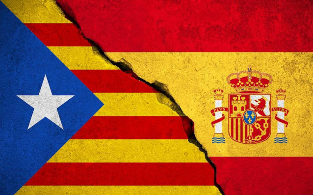 Каталунският парламент обяви независимостта на Каталуня от Испания При тайното