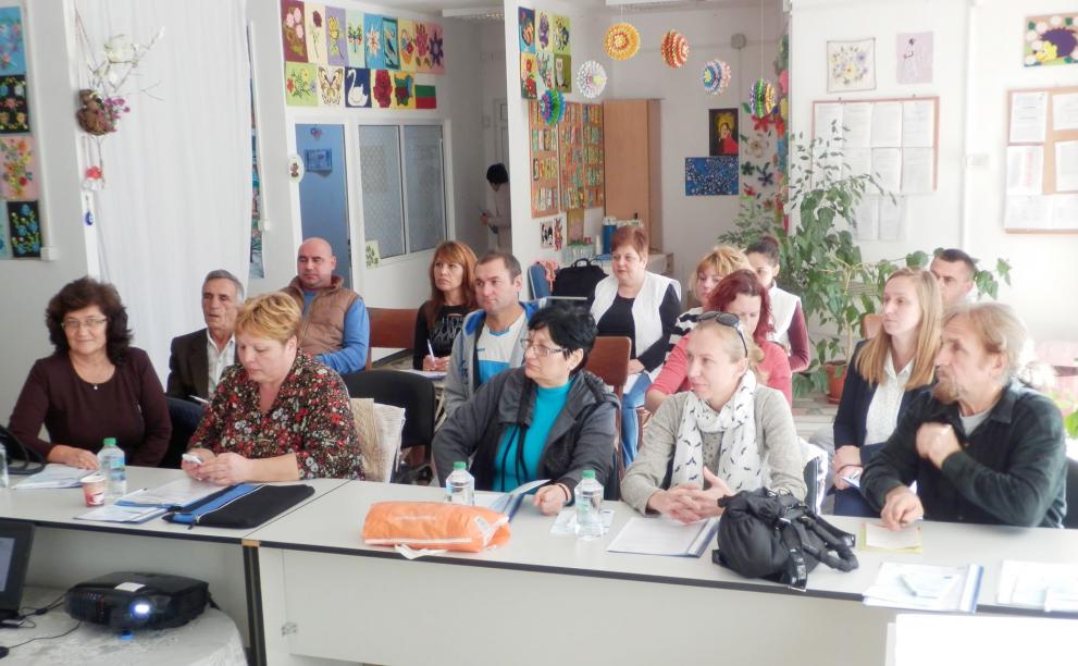 160 участници в Есенната обиколка на Областния информационен център