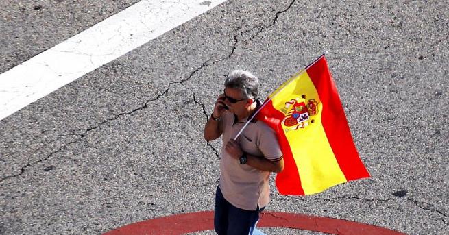 Призивът на отстранения каталунски премиер Карлес Пучдемон към демократична съпротива