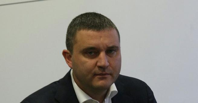 Правителството прие проектите за държавен бюджет за 2018 година тригодишната