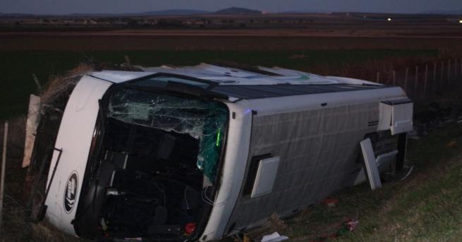 Няма тежко пострадали пътници при катастрофата на магистрала Тракия, станала