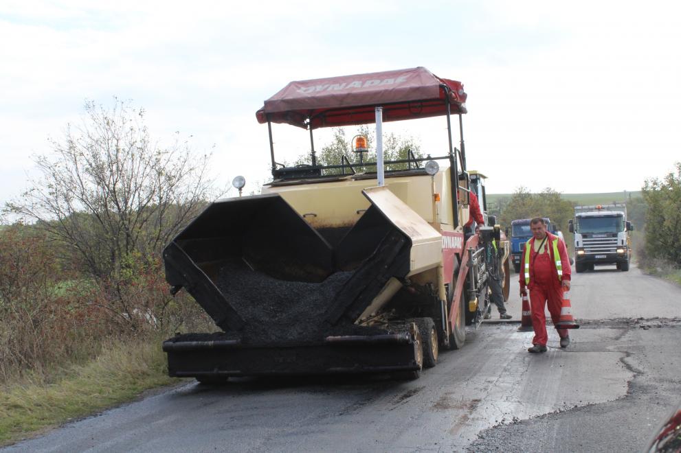 асфалтират улици към хасковски села