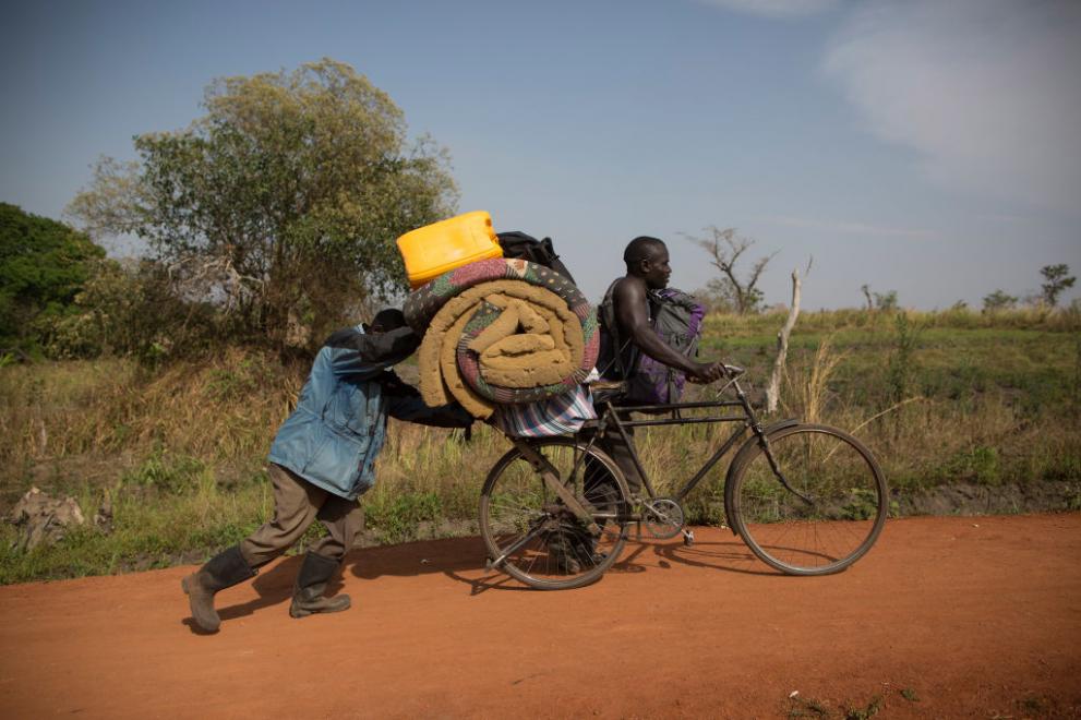  Южен Судан, Това е най-младата страна в света. Южен Судан се отдели от Судан през 2011 година,след десетилетия на революция. 