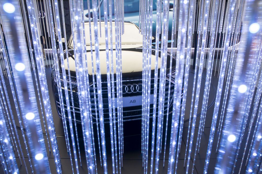 От 27 октомври до 5 ноември Токио беше домакин на 45-тото издание на традиционния автосалон.<br />
<br />
Водещите компании в сектора се надпреварваха да изненадат потенциалните си клиенти с нови иновации. Какво видяха посетителите на автосалона?