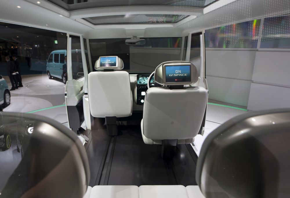 От 27 октомври до 5 ноември Токио беше домакин на 45-тото издание на традиционния автосалон.<br />
<br />
Водещите компании в сектора се надпреварваха да изненадат потенциалните си клиенти с нови иновации. Какво видяха посетителите на автосалона?