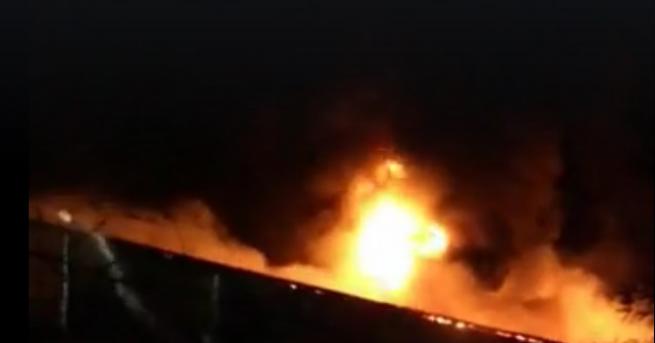 Пожар пламна в месокомбината край Велико Търново, съобщават от областната