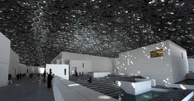 Музеят Лувър Абу Даби приема отново посетители повече от три