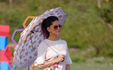 instagram.com/sunnyleone