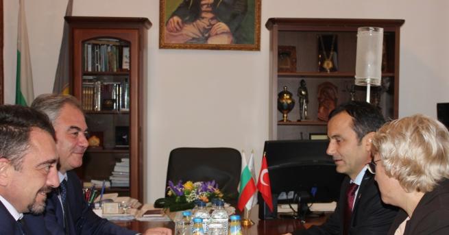 Генералният консул на Турция в Пловдив Хюсейин Ергани се срещна