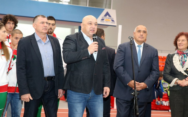 Министърът на младежта и спорта Красен Кралев и министър председателят Бойко