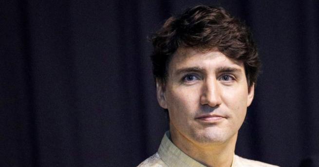Министър председателят на Канада Джъстин Трюдо проведе във вторник своеобразна селфи сесия