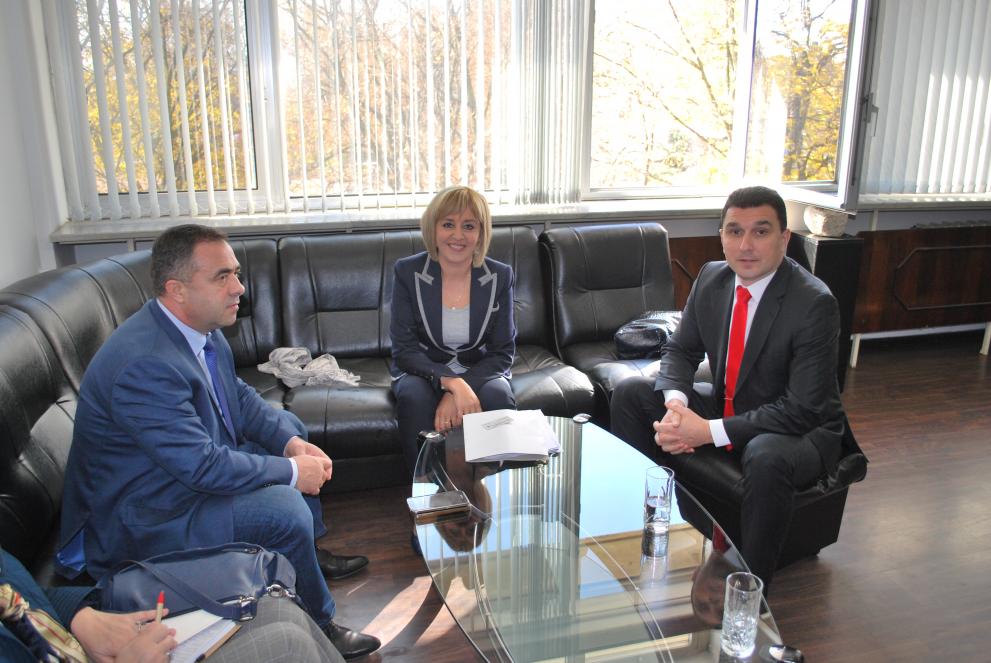 Май Манолова и зам.-министърът на околната среда Красимир Живков проведоха среща с кмета Валентин Димитров