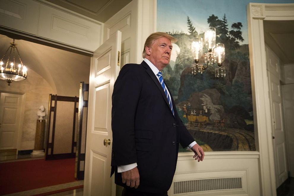  Президентът на Съединени американски щати Доналд Тръмп направи послание във връзка 12-дневната си обиколка в Азия този месец 