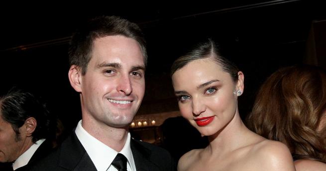 Австралийската манекенка Миранда Кър дари съпруга си основателя на Snapchat