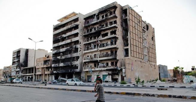 Либийското министерство на външните работи в Триполи е подложено на