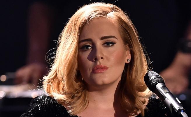  Адел е една от най-депресиращите певици. 