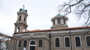 Храм Света Петка в Пловдив