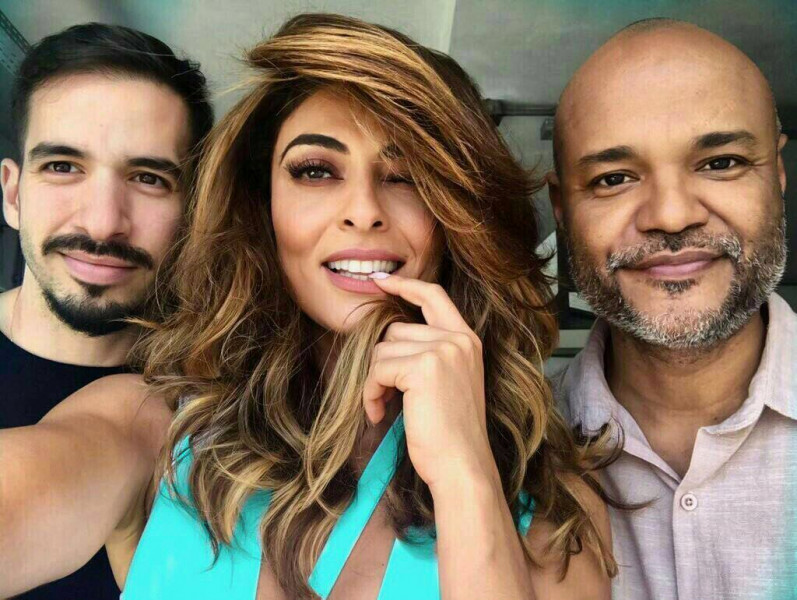 Жулиана Паес1