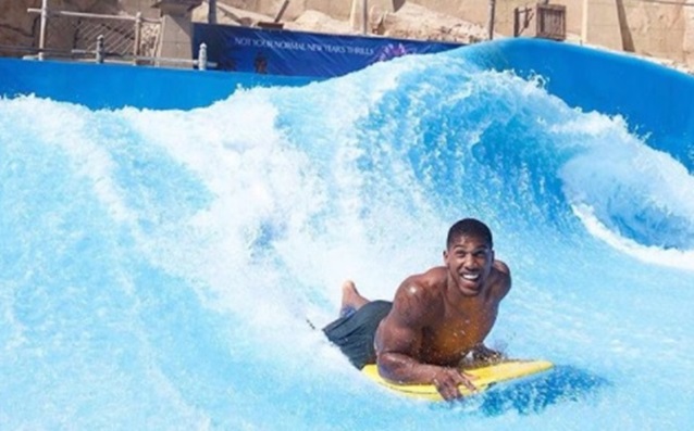 Световният шампион по бокс в тежка категория Антъни Джошуа яхна