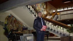 Костадин Костадинов