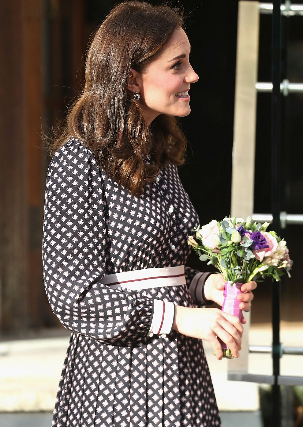 Херцогиня Катрин в романтична рокля на американската дизайнерка Кейт Спейд