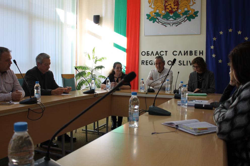 Областен управител