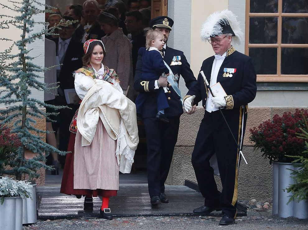 Шведският принц Габриел беше кръстен в параклиса на двореца Дротнингхолм близо до Стокхолм