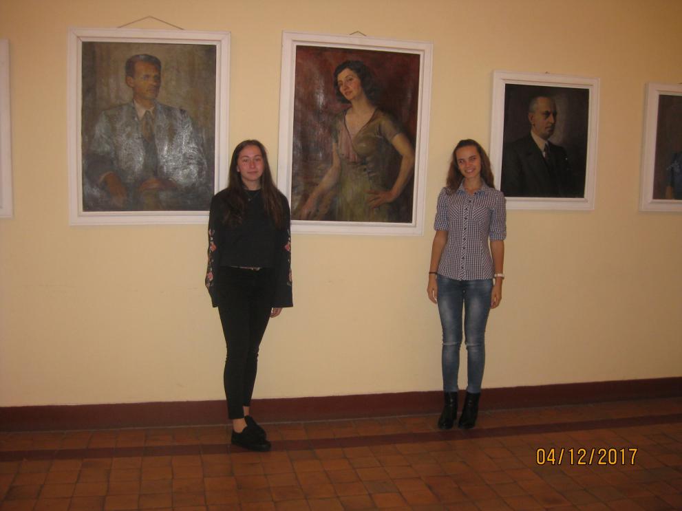 Ученички на ЕГ със стипендии от Американската фондация за България