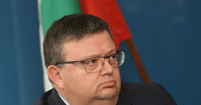 Главният прокурор Сотир Цацаров изиска делото за прегазената жена в