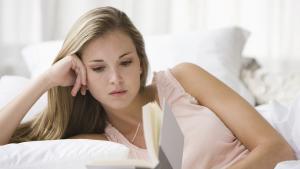 жена книга четене