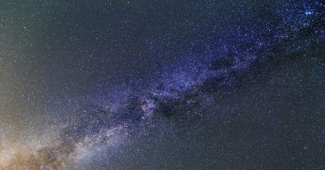 Астрономи съобщиха че са изчислили точно масата на Млечния път
