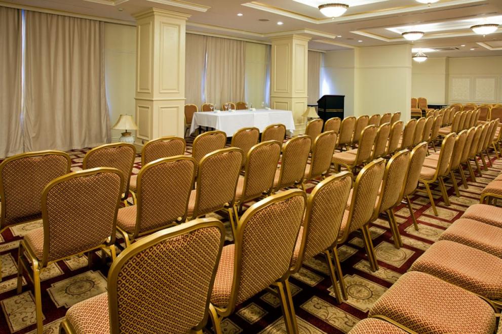 Форумът ще се проведе в Конферентната зала на Гранд хотел "Приморец"