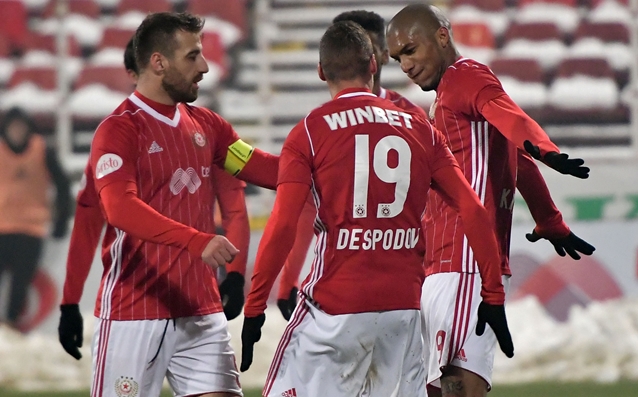 Жан Карлос Бланко вече е футболист на ЦСКА съобщава колумбийската