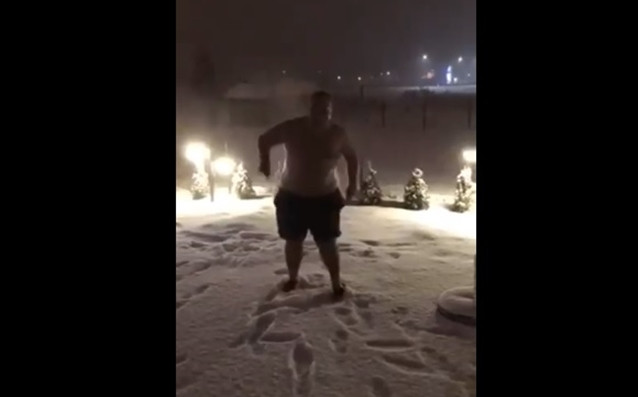 Футболистите на Партизан и Цървена звезда излизат един срещу друг