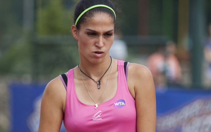 Изабелла Шиникова стартира с успех на Аустрелиън Оупън