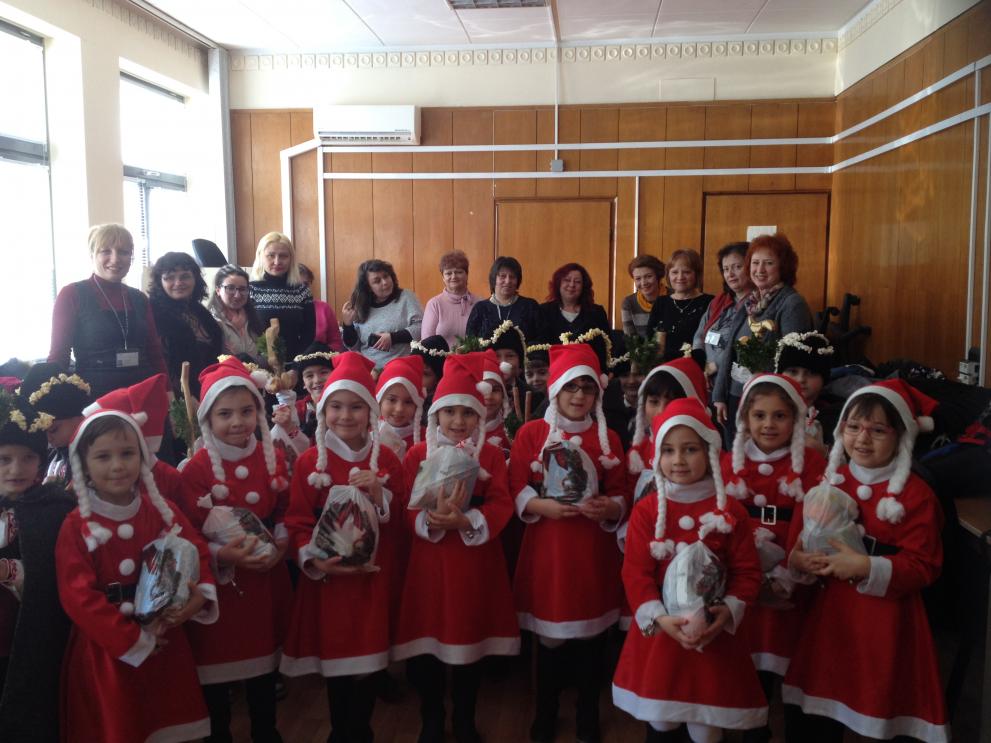 Малките гостени наричат за здраве