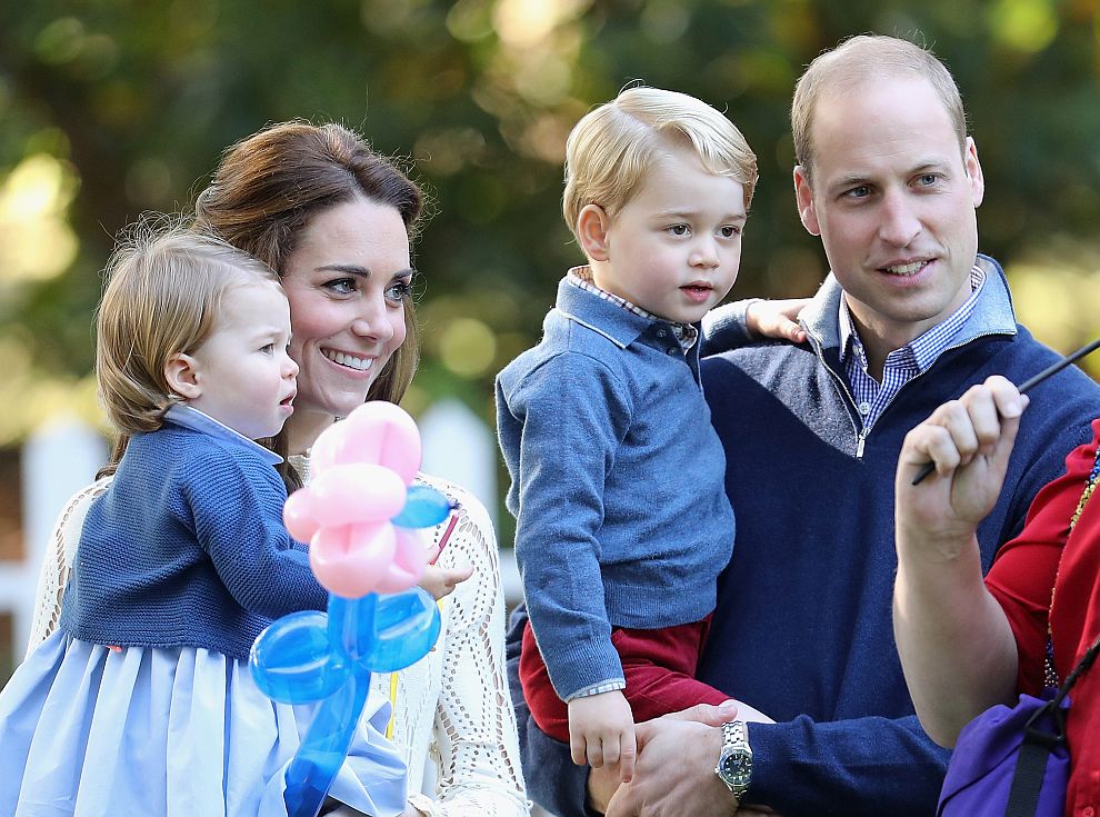 Уилям, Кейт, Джордж и Шарлот във Виктория, Канада през септември 2016